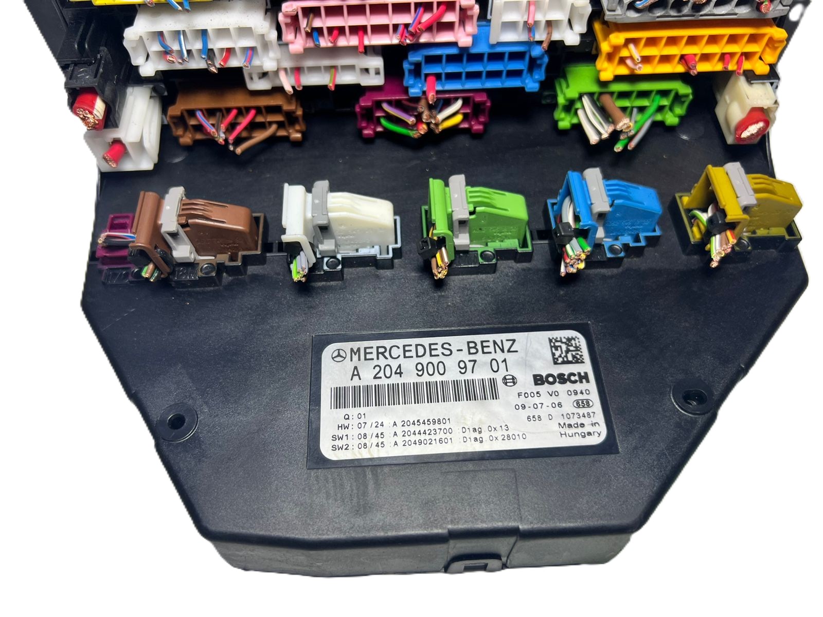Mercedes-Benz W204 C-Class Front SAM Fuse Relay Box A2049009701 OEM - Image 6